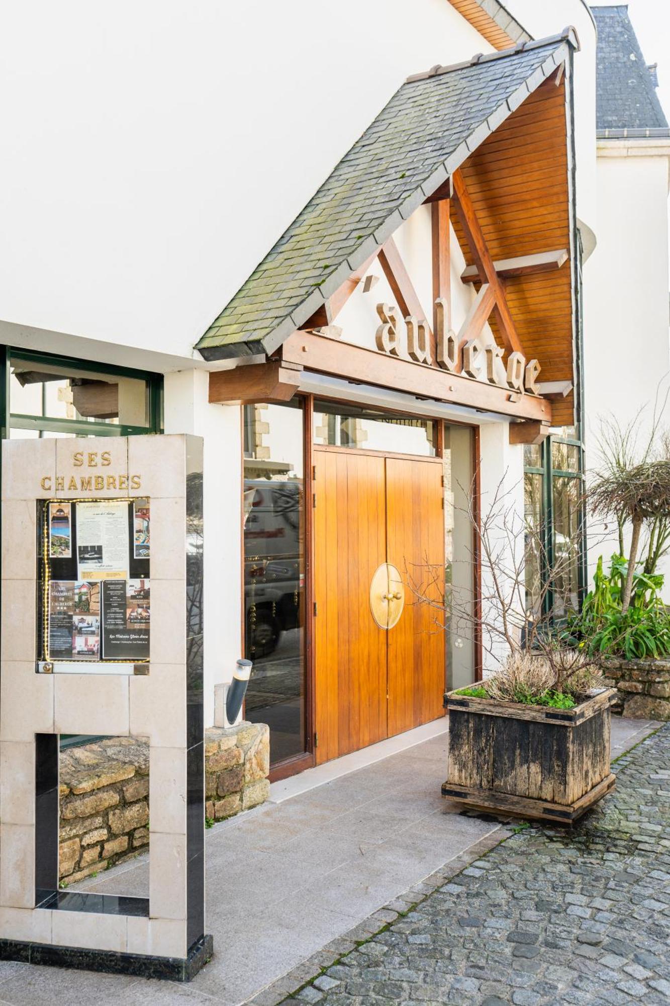 Logis L'Auberge - Maison Glenn Anna Sainte-Anne-d'Auray Екстер'єр фото